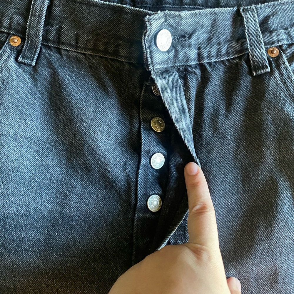 Levis 501 black jeans men’s like new 40x30 - Picture 4 of 4